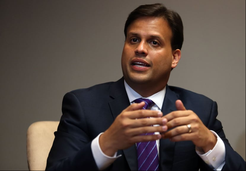 Elías Sánchez Sifonte reveló que hay una “guerra” entre los asesores de Puerto Rico y la JSF. (Archivo / GFR Media)